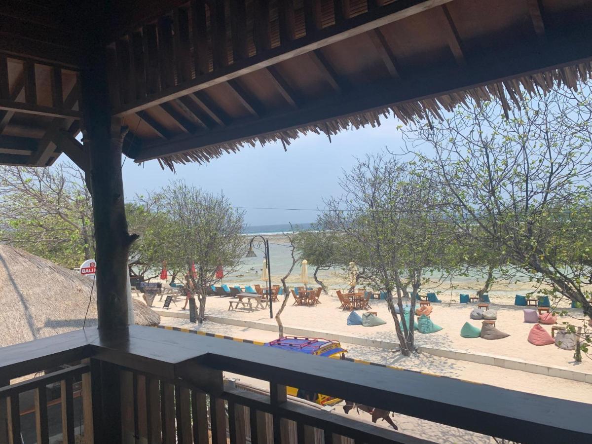 Q'Pelagos Sunset Bungalow غيلي تراوانغان المظهر الخارجي الصورة